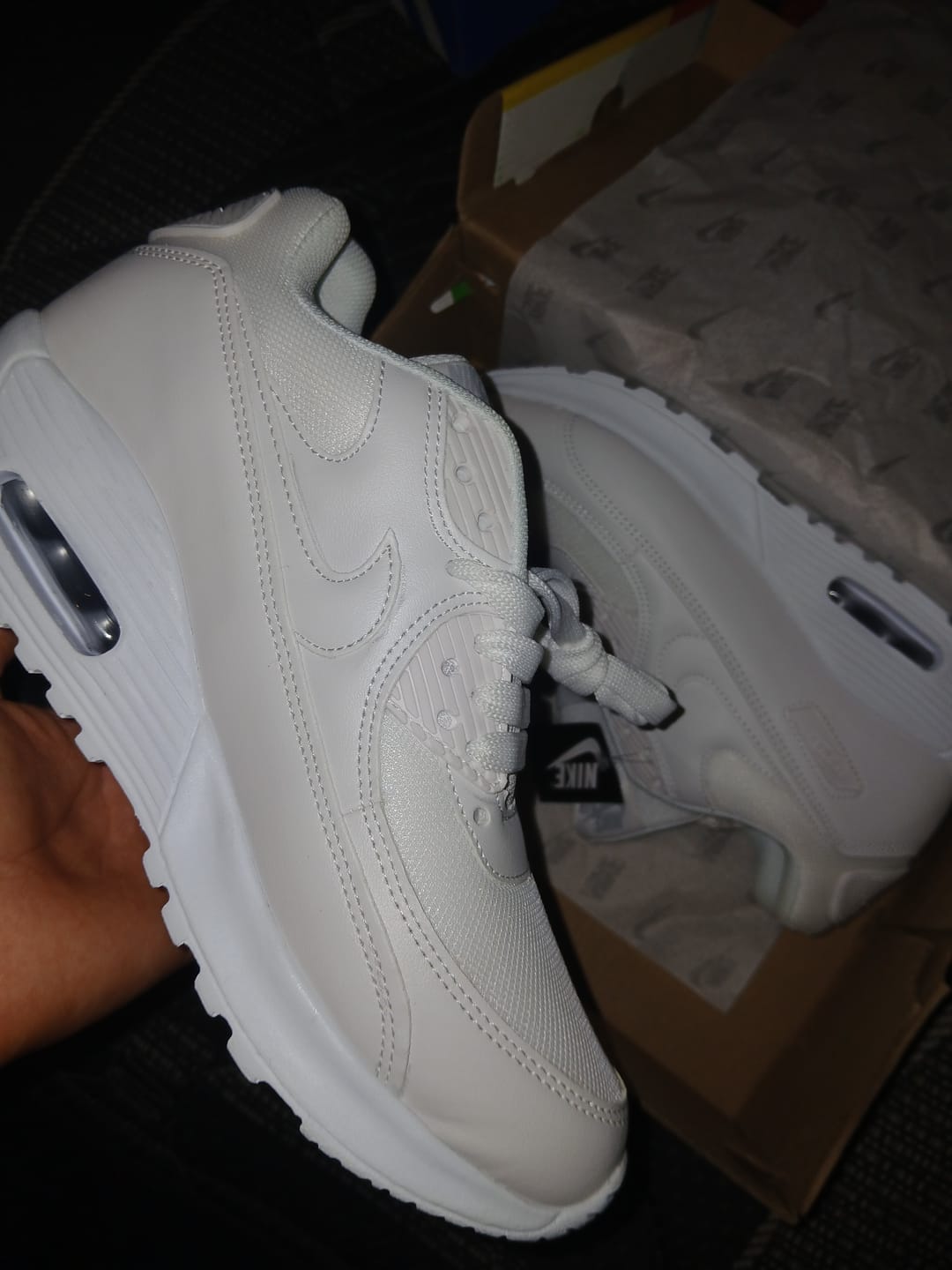 Customer photo review of Tenis Max 90 Blanco Total