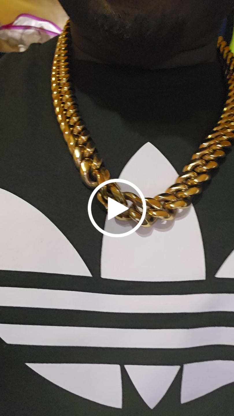 Customer video review of 6-18mm Miami Cuban Necklace