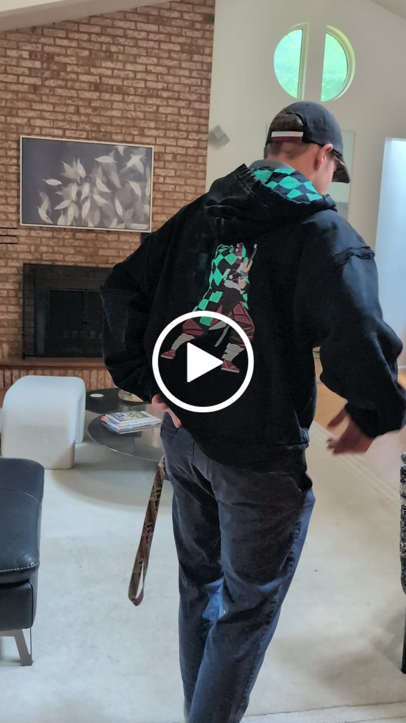 Customer video review of 5195 - Demon Slayer: Kimetsu no Yaiba - Zip-ups