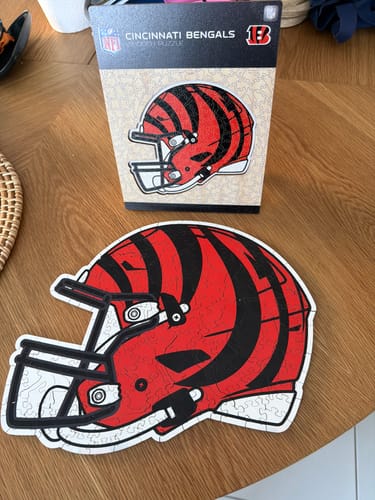 Customer photo review of Cincinnati Bengals™ Helmet - Wooden Puzzle