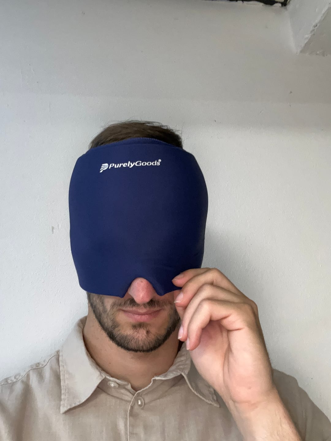 Customer photo review of PurelyGoods Migraine Masker - Donkerblauw