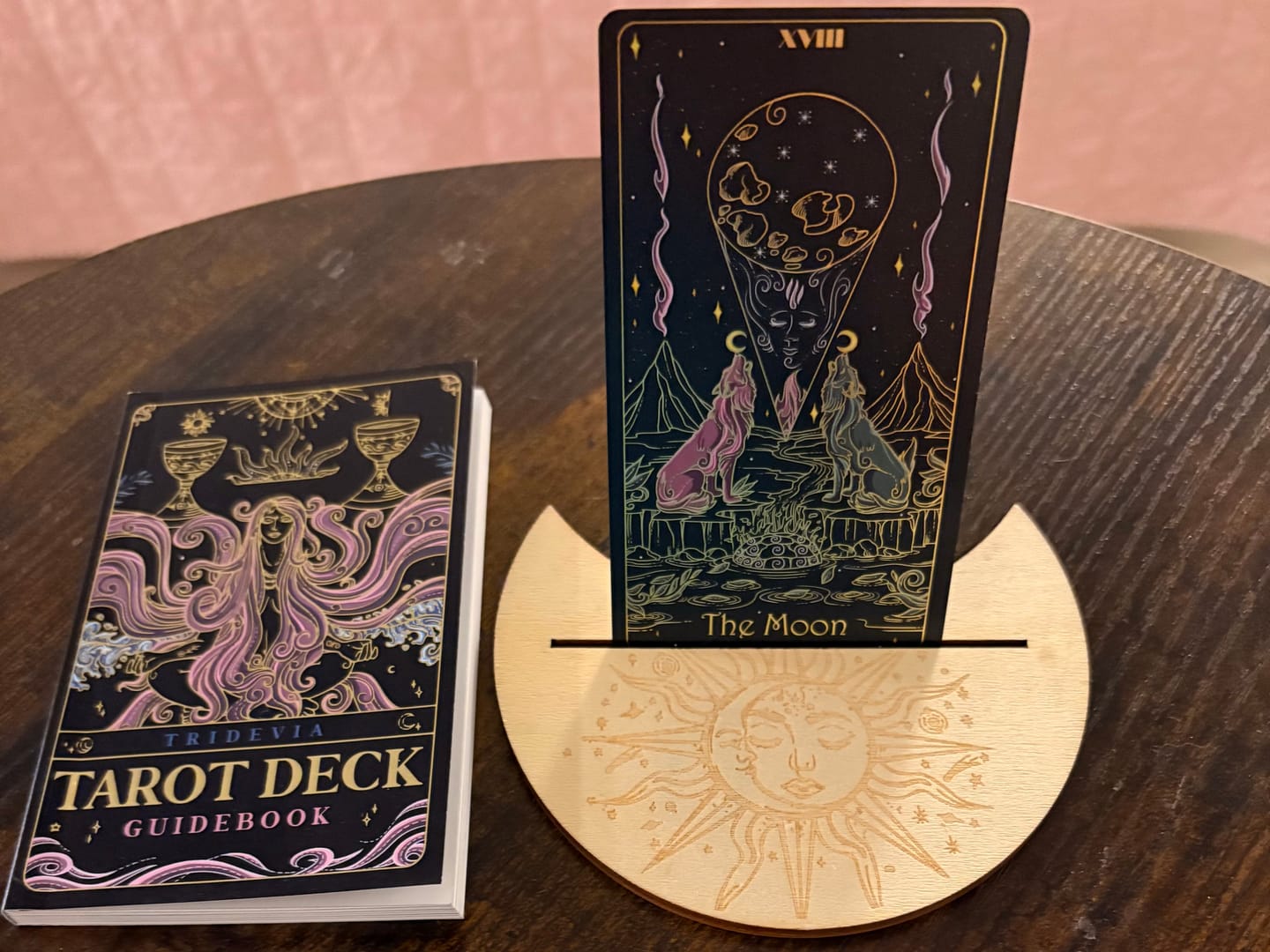 Customer photo review of Tridevia Golden Foil 78-Card Tarot Deck with Enlightening Affirmations in a Luxury Collector’s Box