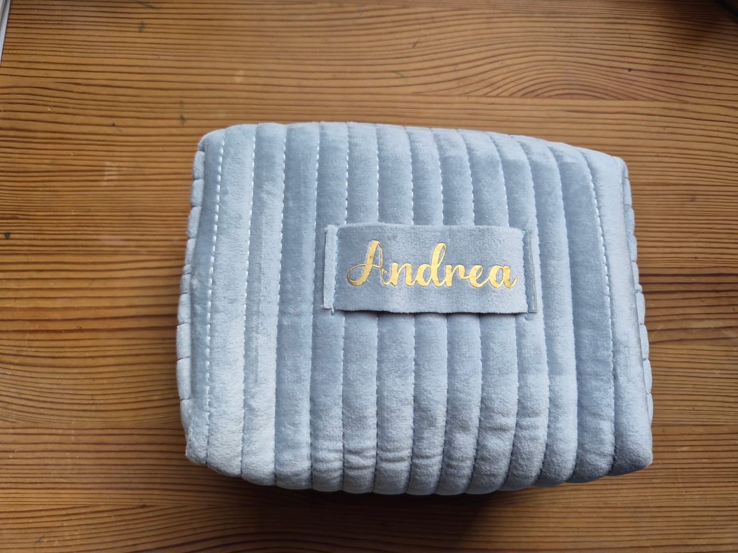 Customer photo review of Beauty Kram - Personalisierte Kosmetiktasche für  Make Up und Reiseutensilien aus Premium Samt