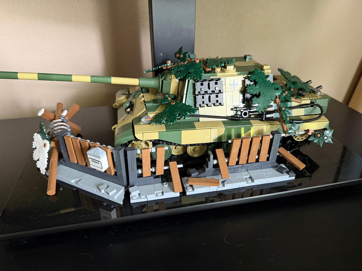 Customer photo review of COBI LIMITED EDITION 12.8cm Panzerjäger Tiger Ausf. B Jagdtiger Heavy Tank Destroyer : Set #2673
