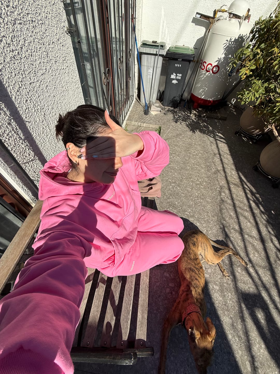 Customer photo review of PANTALÓN BUZO ROSADO - CORTE RECTO LOGO BORDADO