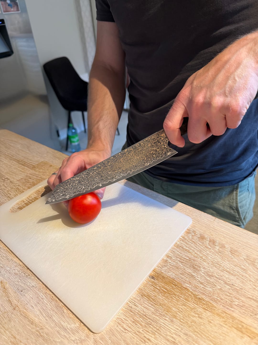Customer photo review of Damask Gyuto Kniv