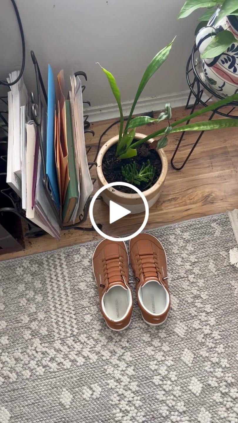 Customer video review of Sorrel 2.0 - Barefoot Shoes