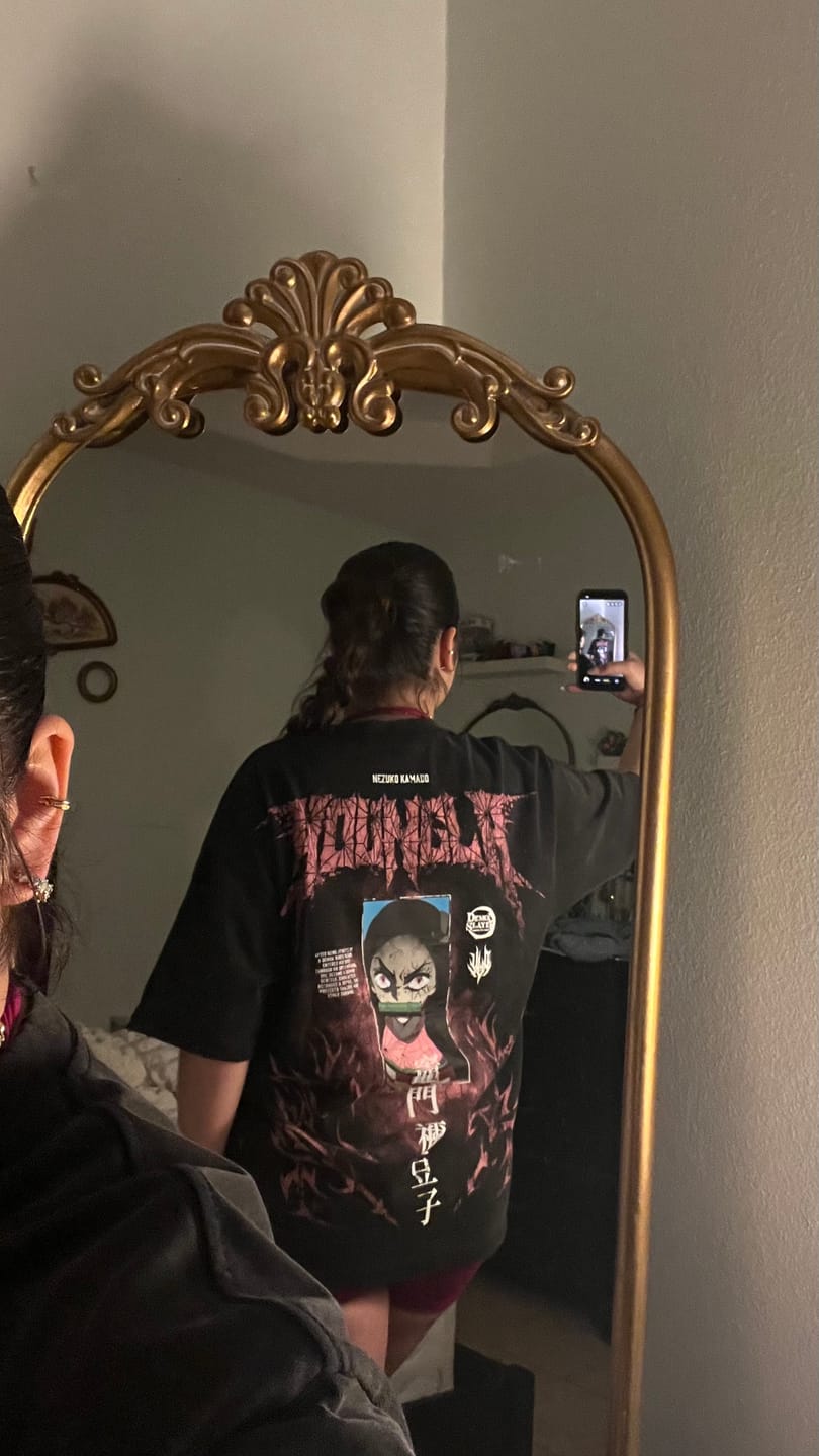 Customer photo review of 4266 - Demon Slayer: Kimetsu no Yaiba - Character Tees