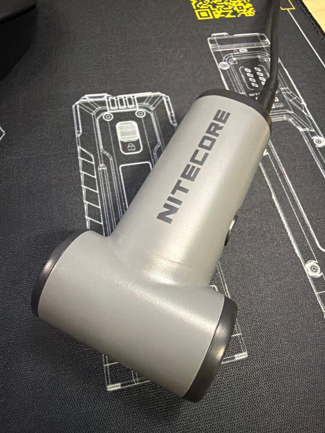 Customer photo review of NEF Nano - Palm-Sized High-Speed Handheld Fan