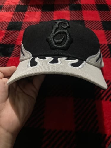 Customer photo review of Gorra Legendary Six  G5