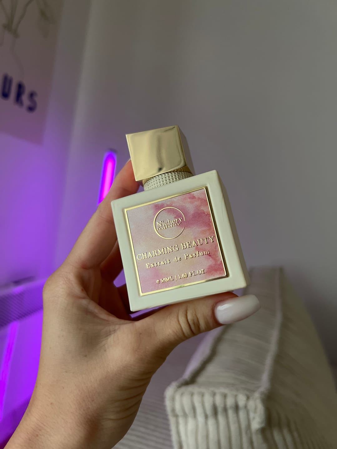 Customer photo review of Nichery Charming Beauty Extrait de Parfum - Női 50ml