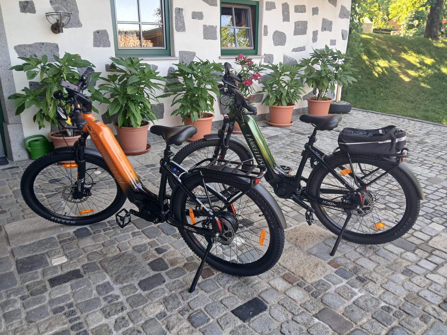 Customer photo review of Lankeleisi MG600 Lite 250W 27.5" Electric Trekking Bike 720Wh SUV E-bike with Switchable Sensor 36V 20Ah Battery