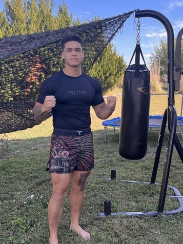 Customer photo review of Standard Black Short Sleeve No-Gi Mens BJJ Rash Guard