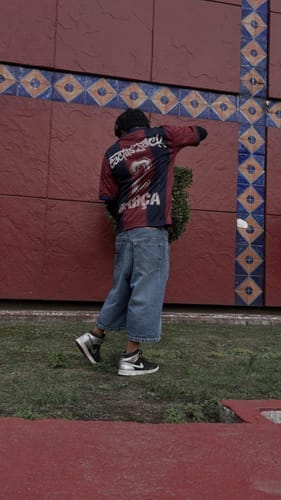 Customer photo review of Retro Jersey FC x Travis Scott