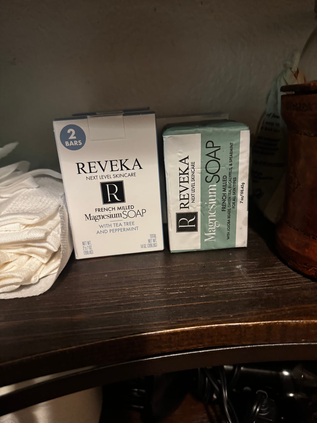 Customer photo review of 2pack - Reveka Skincare Magnesium Soap with Shea Butter, Peppermint & Tea Tree