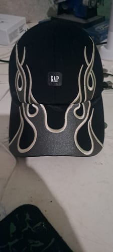 Customer photo review of Yeezy Flame Gap Cap G5