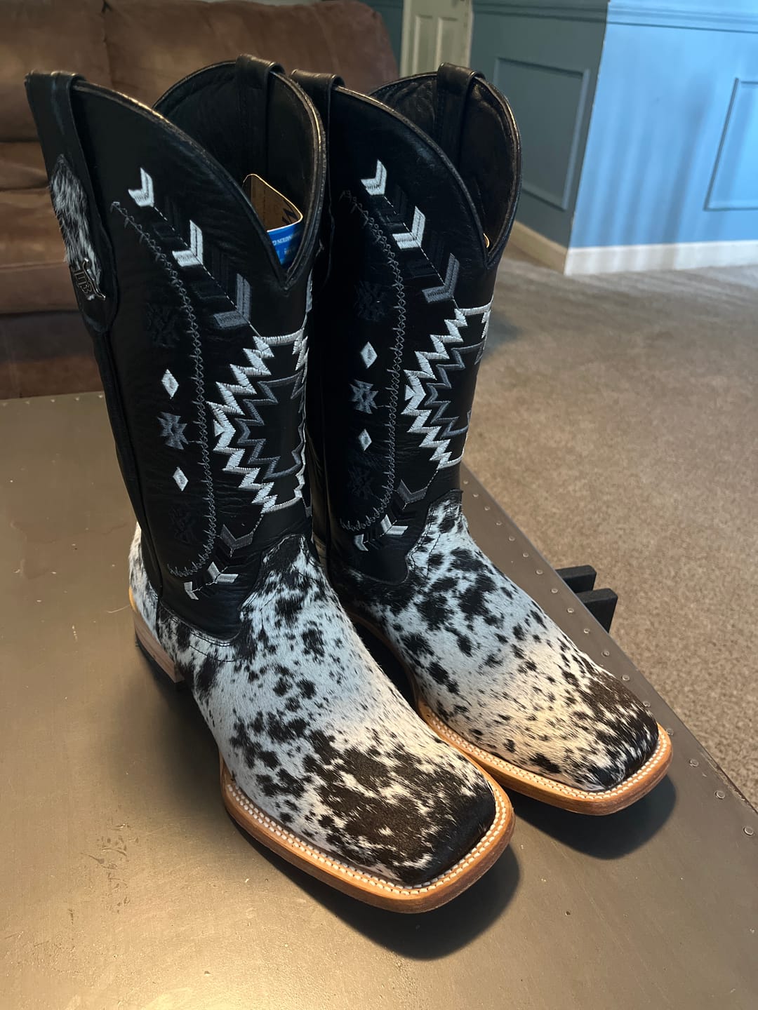 Customer photo review of Genuine Cowhide Boots - Square Toe