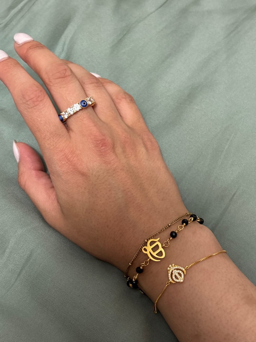Customer photo review of Royale Khanda Bracelet