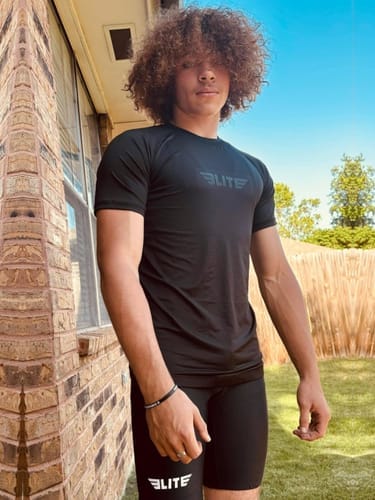 Customer photo review of Standard Black Short Sleeve No-Gi Mens BJJ Rash Guard