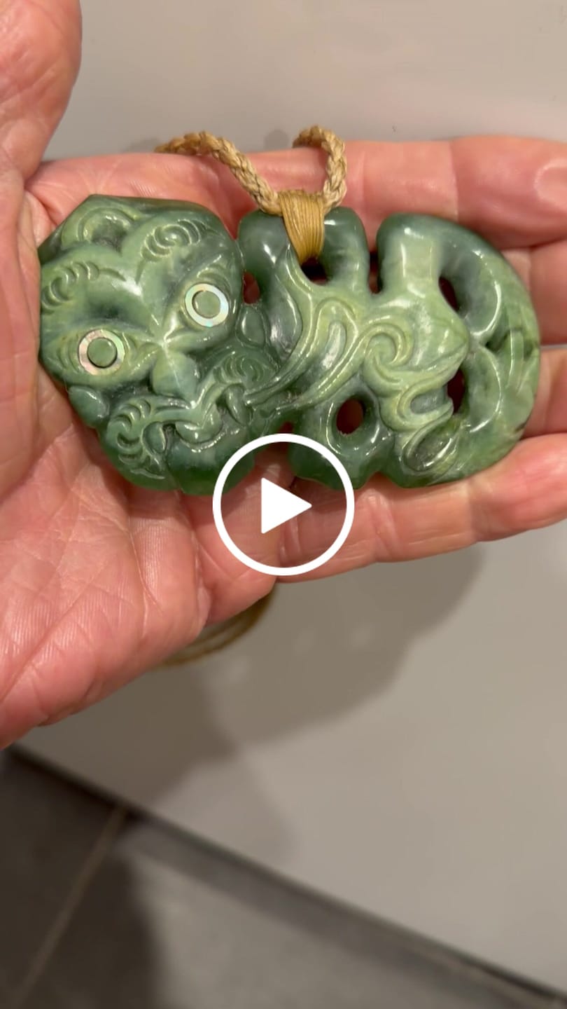 Customer video review of Hei Tiki Inanga Pounamu XL Pendant