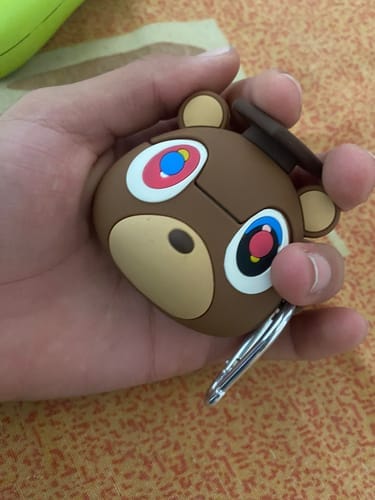 Customer photo review of Graduation Funda Airpods