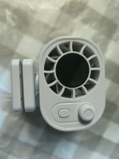Customer photo review of Slipstream Clip-On 360° Car Fan