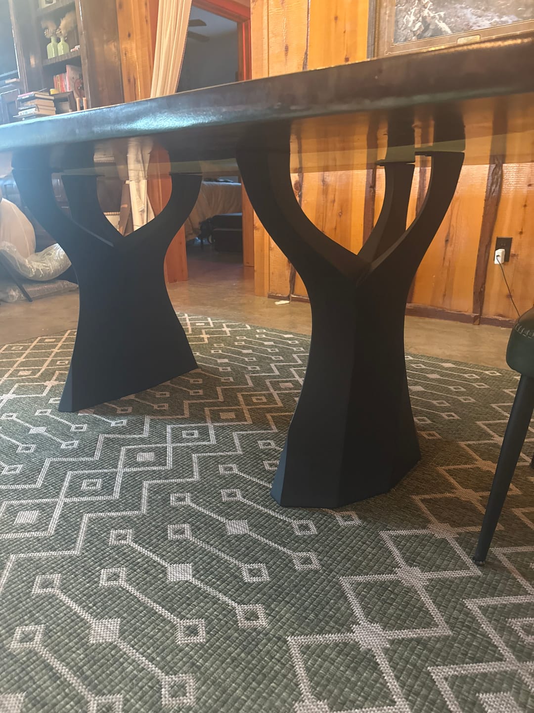 Customer photo review of Metal Table Legs 413 | 451 Ramo 28.2" H for DIY Projects (Only 1 Leg)