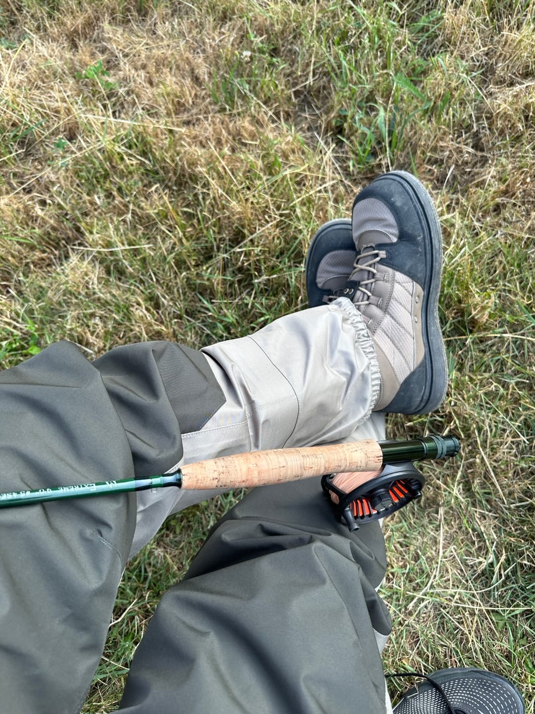 Customer photo review of Kylebooker Waterproof Breathable Stockingfoot Wading Pants Waist Fishing Hunting Waders KB003