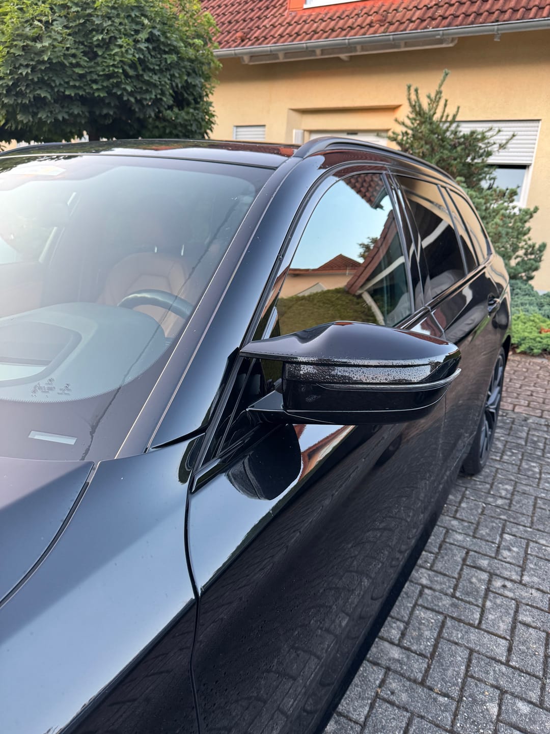 Customer photo review of BMW 2/3/4/5 Series G42/G20/G22/G26/G30 Gloss Black M-Style Mirror Covers (2017+)
