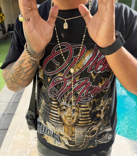 Customer photo review of VICTOR MENDIVIL ORULA TEE