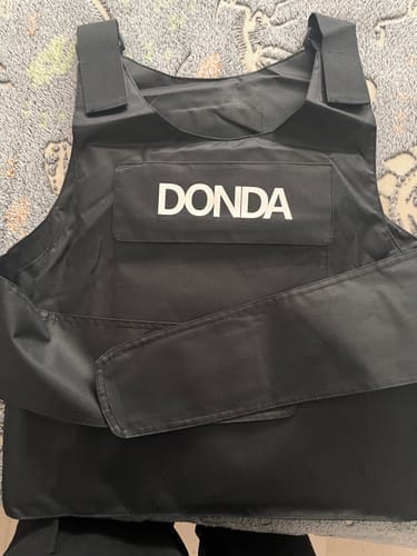 Customer photo review of DONDA VEST
