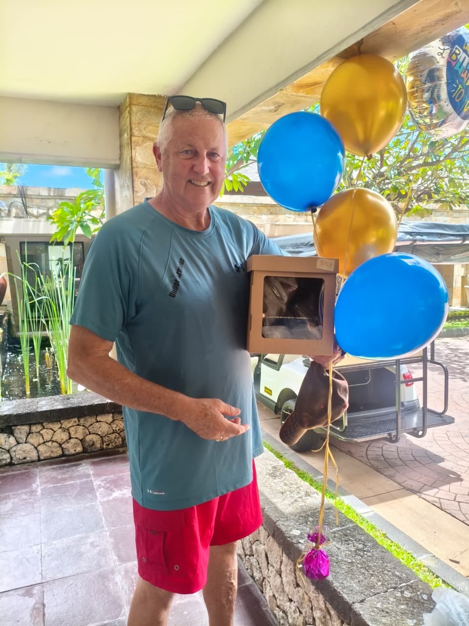 Customer photo review of 🎂 Birthday Cake – Delivery in Bali