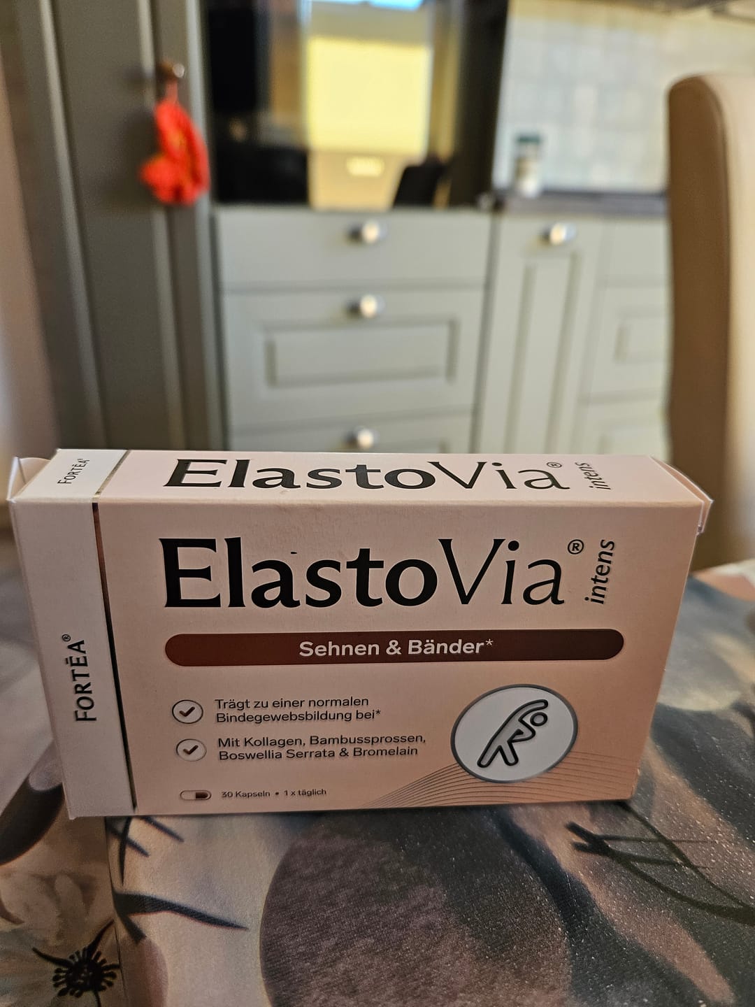 Customer photo review of ElastoVia® intens – Sehnen & Bänder