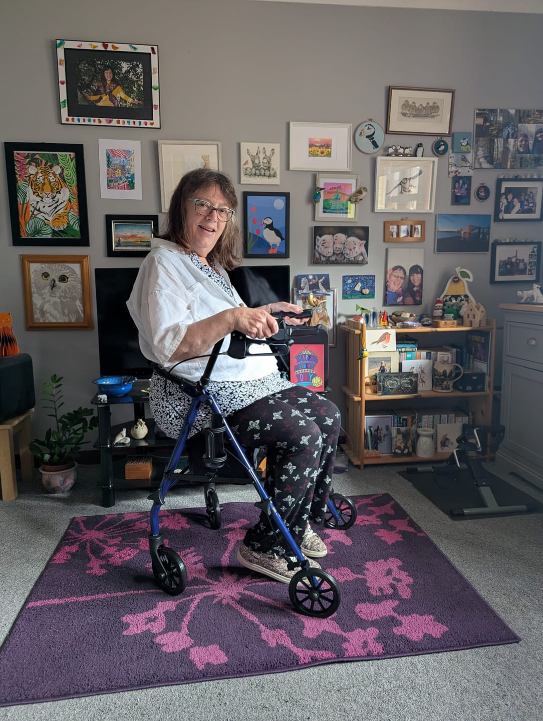 Customer photo review of Etech Mobility Vera Rollator – Affordable Folding Rollator with Seat