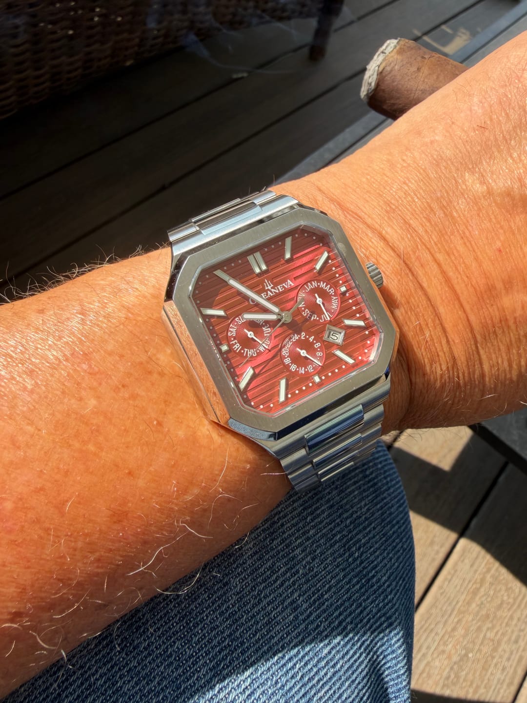 Customer photo review of Oceaneva Mens Tenuis Automatic Calendar Thin Watch Burgundy Dial