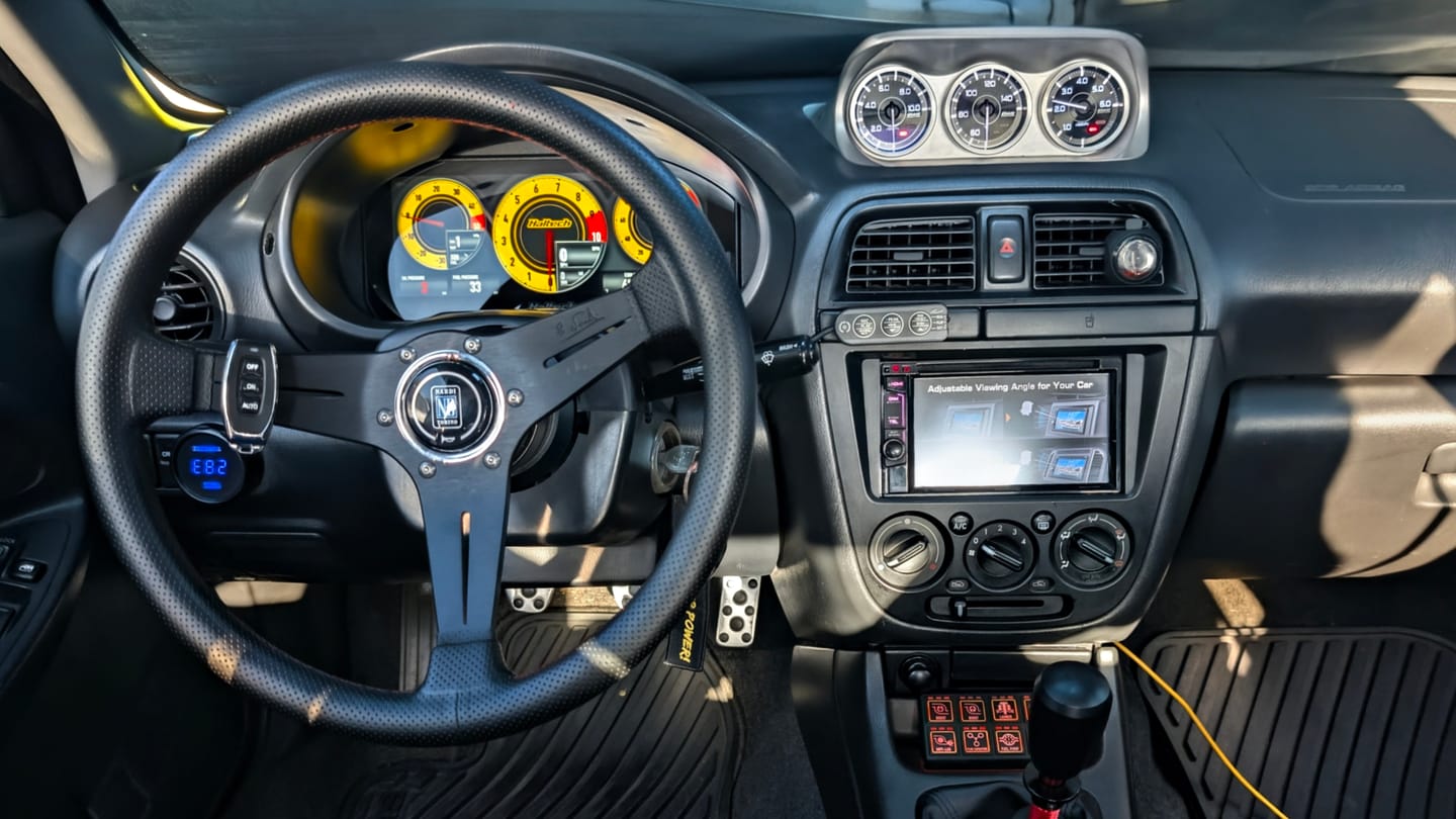 Customer photo review of $200 OFF Haltech uC-10 Display and Mako Dash Mount Combo