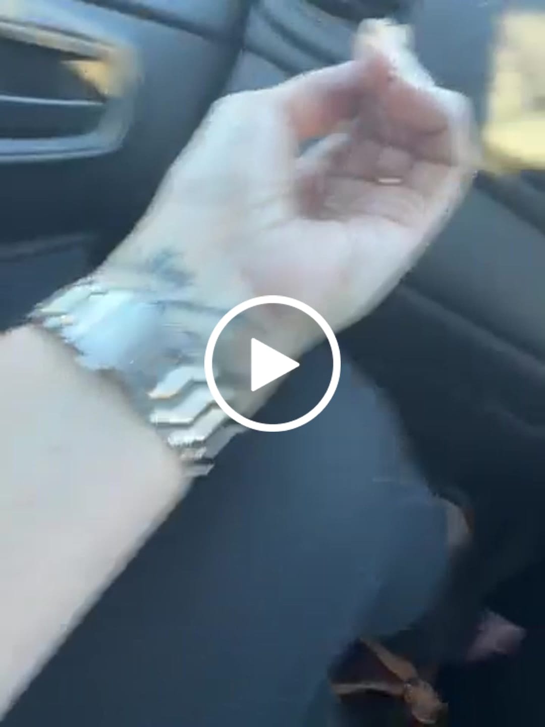Customer video review of Kyra Metal Strap
