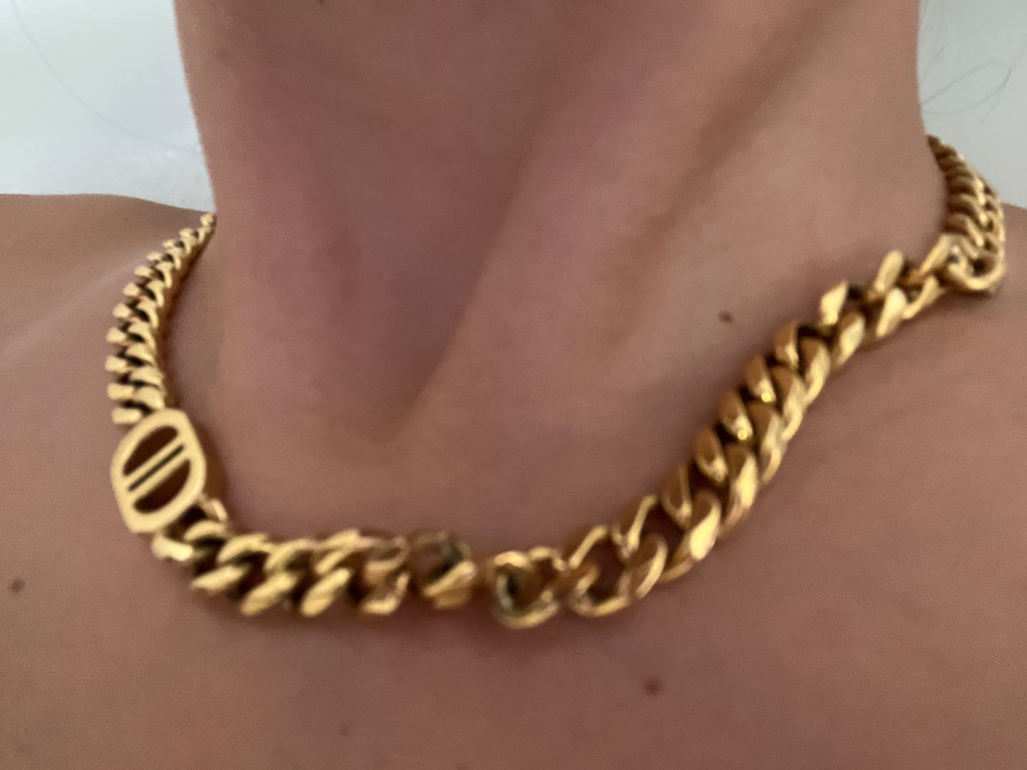 Customer photo review of Prestige Halskette | 18K vergoldet