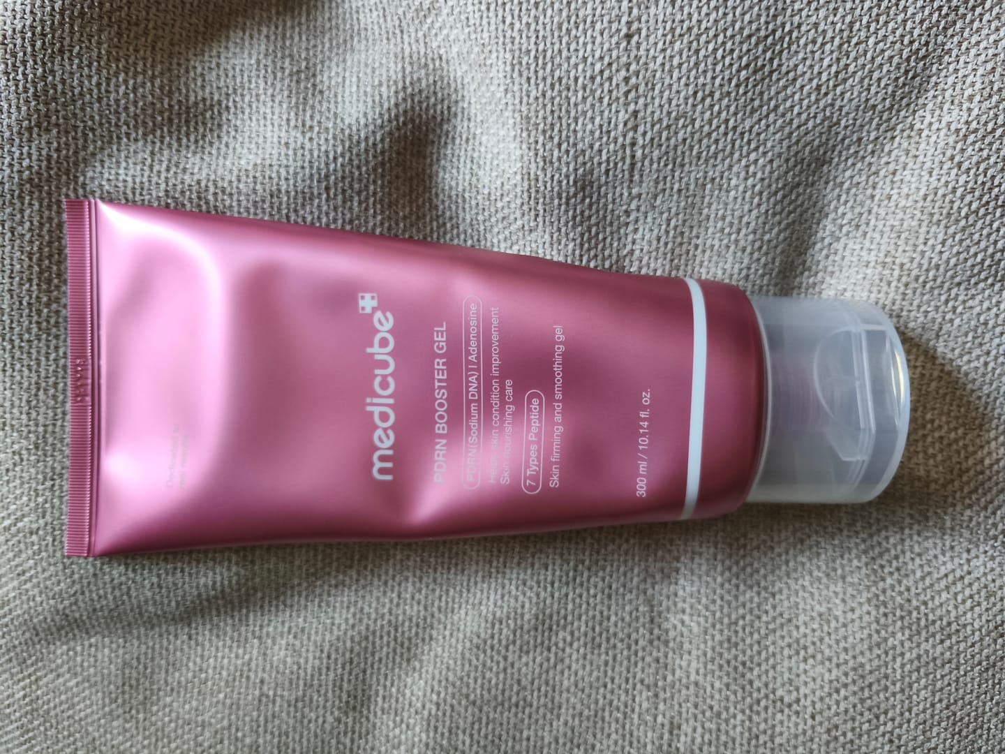 Customer photo review of Gels-būsteris ar PDRN mikrostrāvas ierīcei Medicube PDRN Booster Gel
