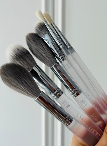 Customer photo review of E201 – četkica za nanošenje korektora i baze za senku