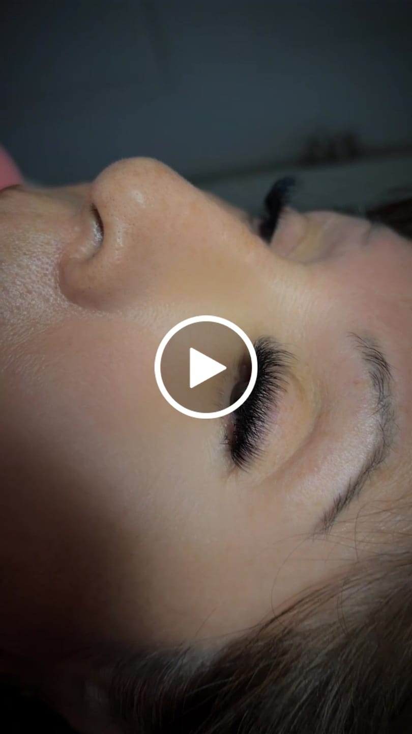 Customer video review of VEYESINC Cashmere Lashes - 0.03MM
