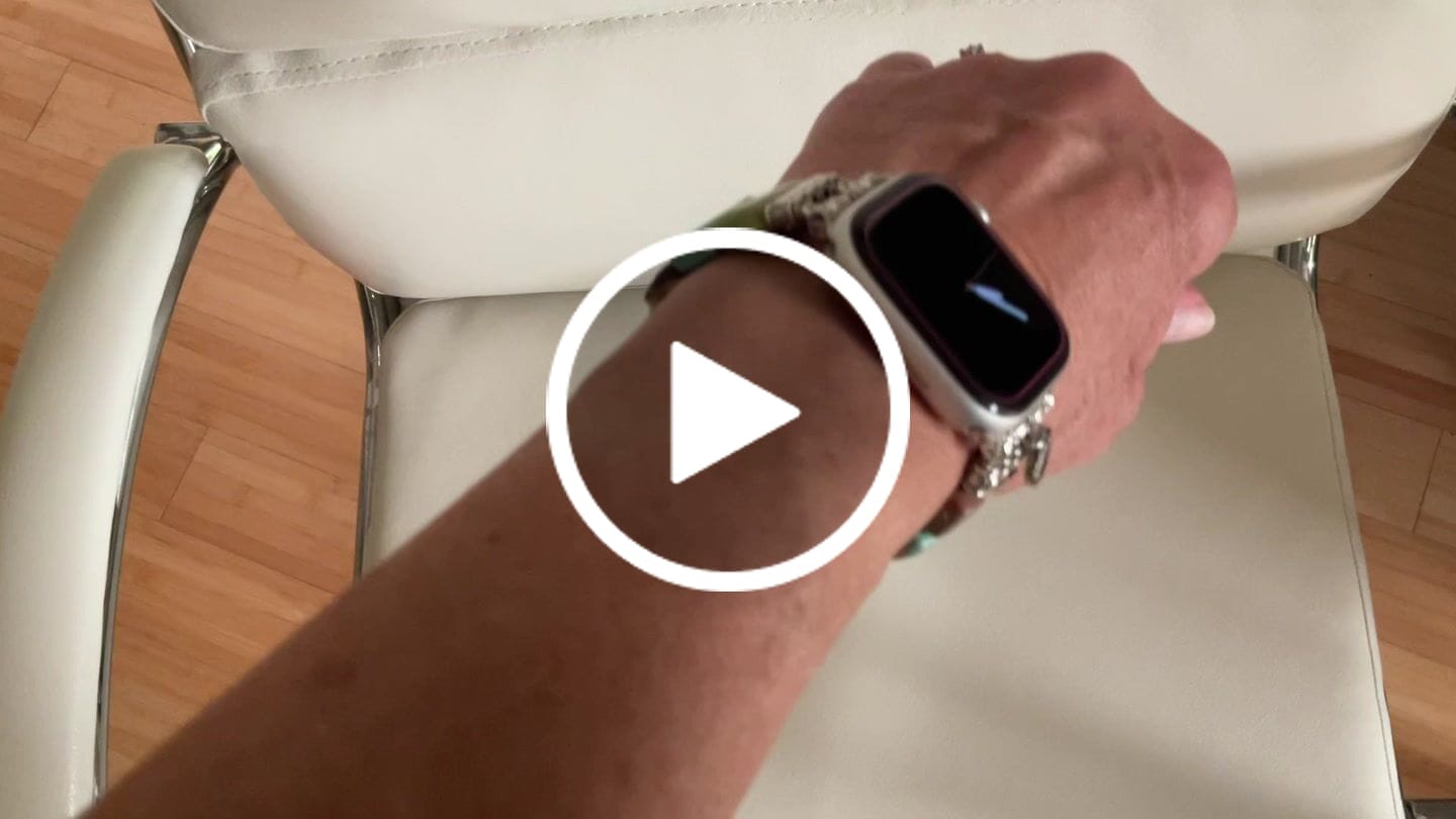 Customer video review of Chic Chakra Stretch Apple Watch Strap