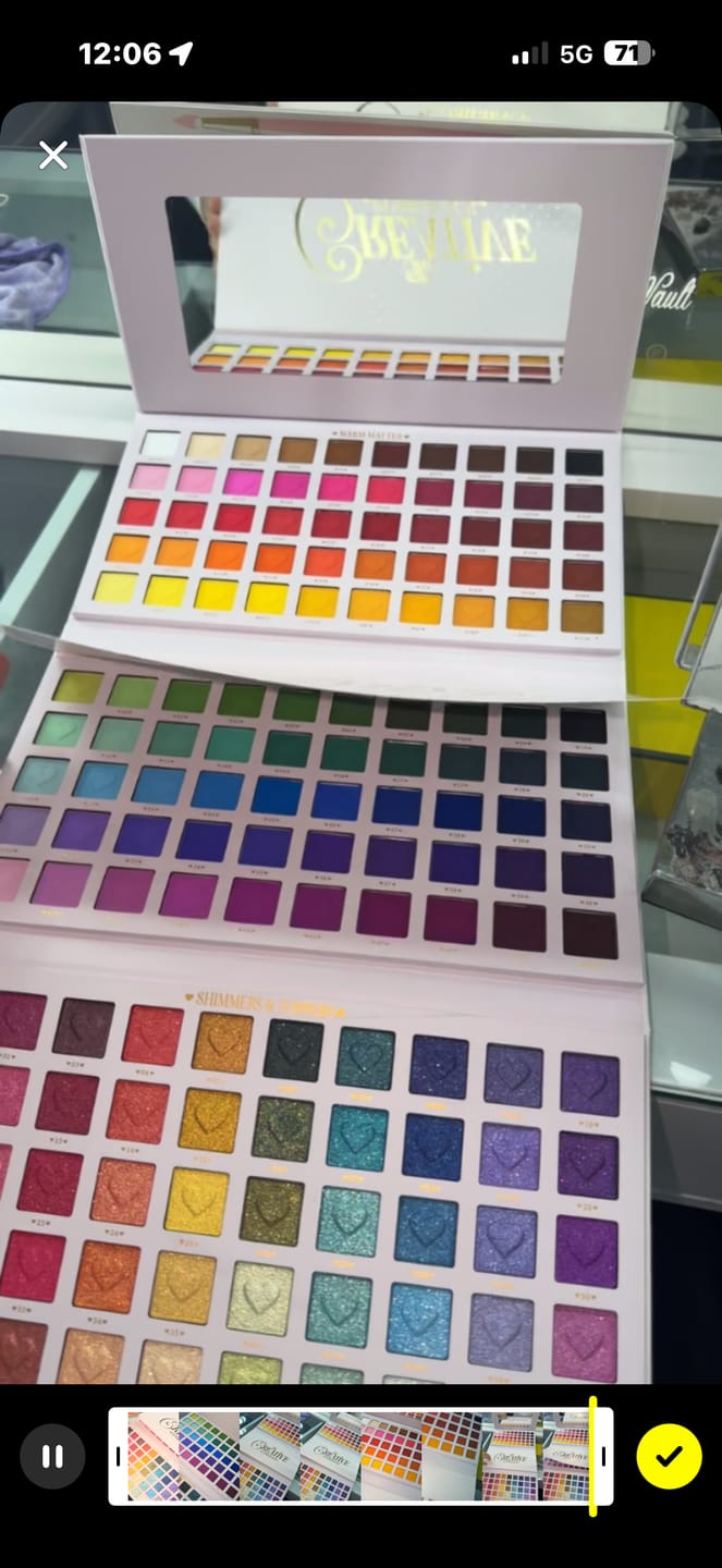 Customer photo review of Creative Comeback XXXL Palette