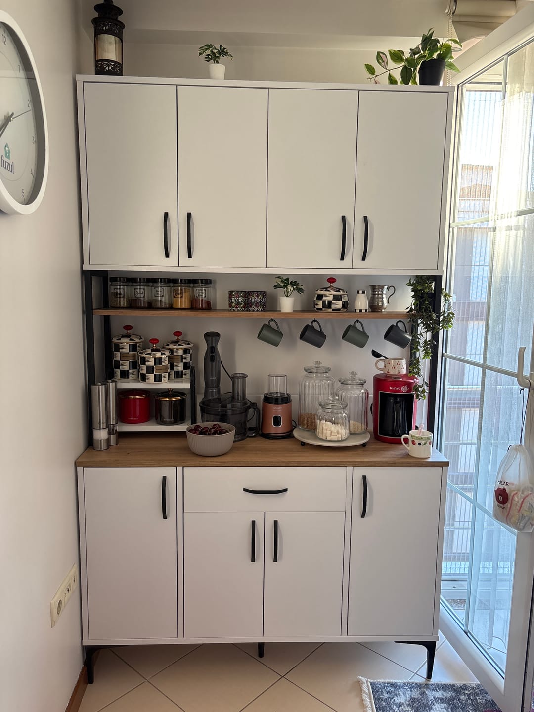Customer photo review of Rani JE127 Çok Amaçlı Dolap 8 Kapaklı 1 Çekmeceli Kiler Mutfak Dolabı Beyaz - Sepet Ceviz