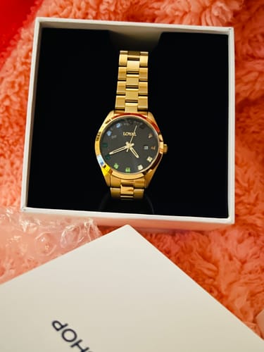 Customer photo review of Loyal Academy Women's 32.50mm Gold Quartz Watch