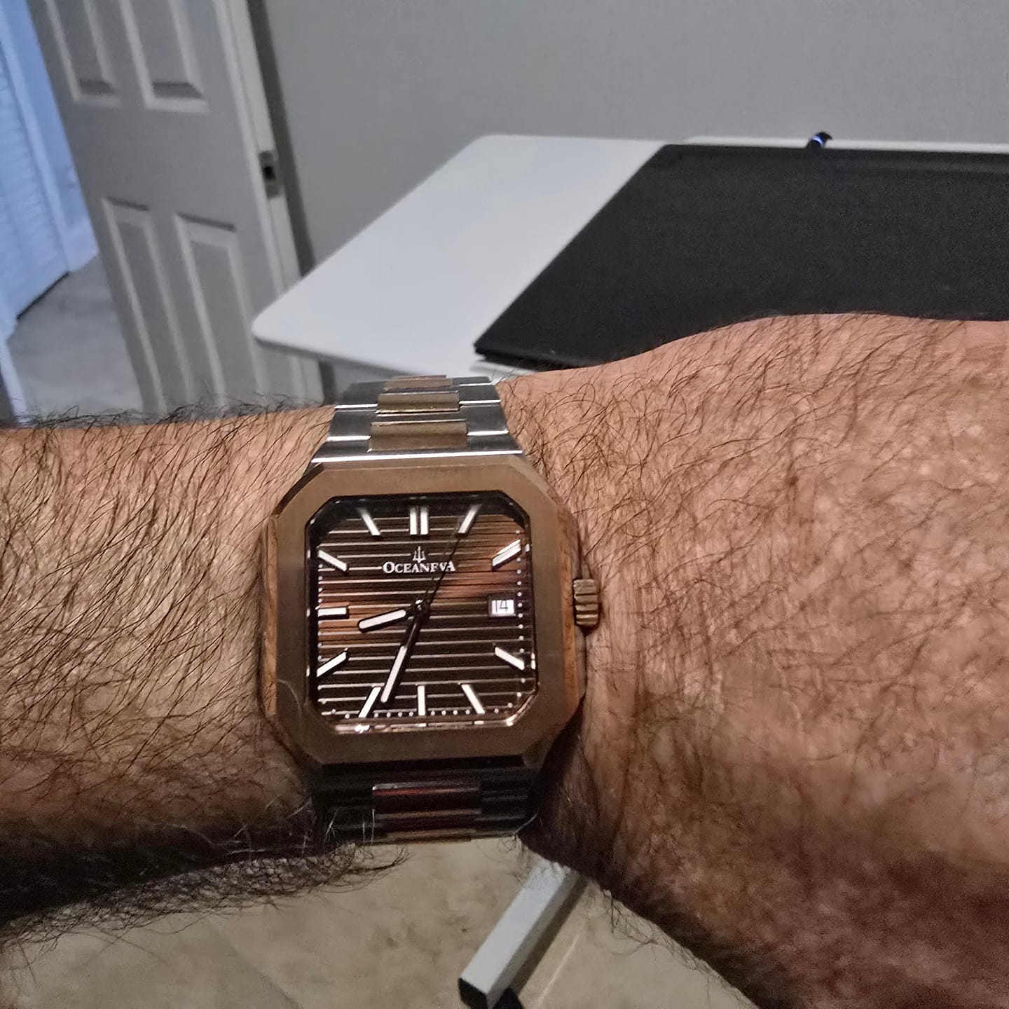 Customer photo review of Oceaneva Mens Tenuis Ultra-Thin Swiss Movement Automatic Thin Watch Brown Rose Gold
