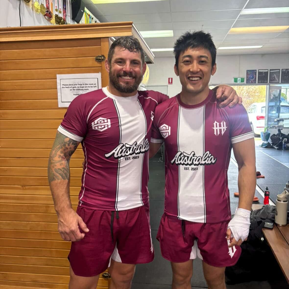 Customer photo review of FC SERIES - BJJ RASH GUARD - MAROON