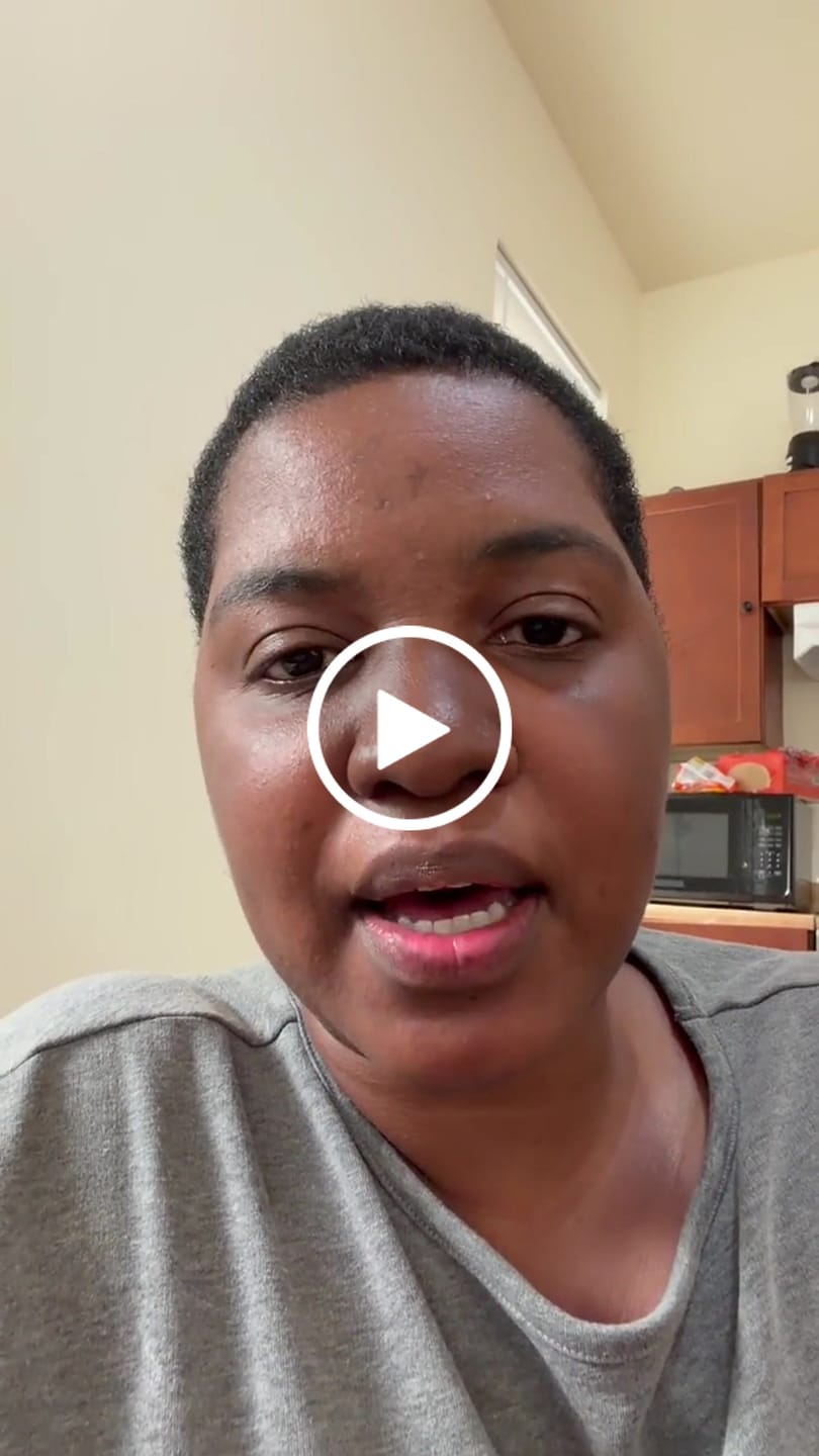 Customer video review of Pinot Grigio