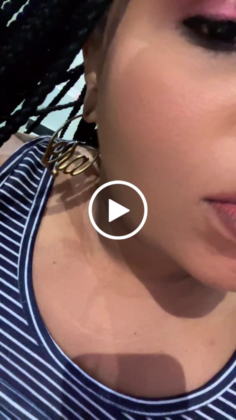 Customer video review of Gold Era Logo Hoops