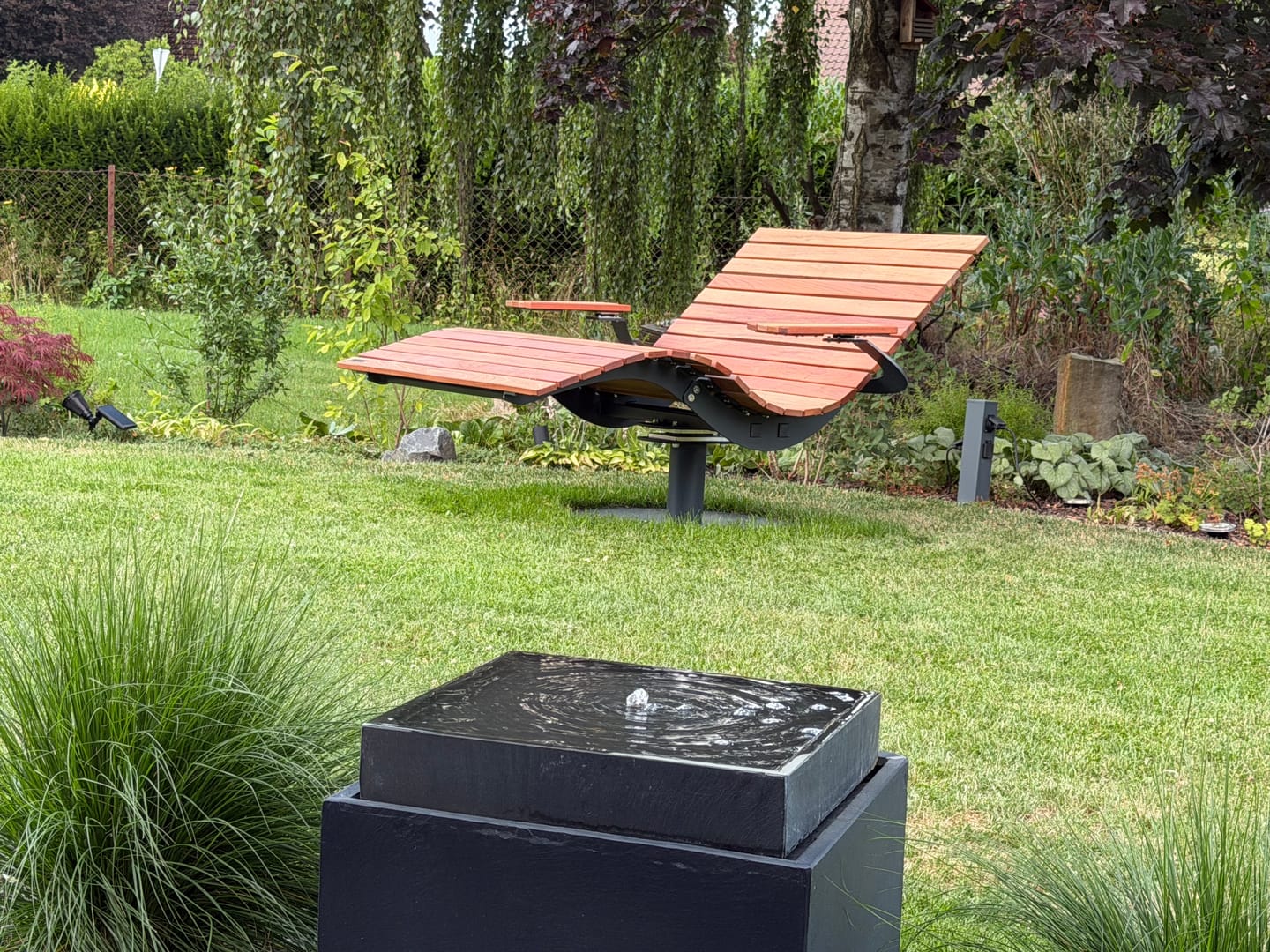 Customer photo review of MEBE Wave Lounge - drehbare Gartenliege für 2 Personen